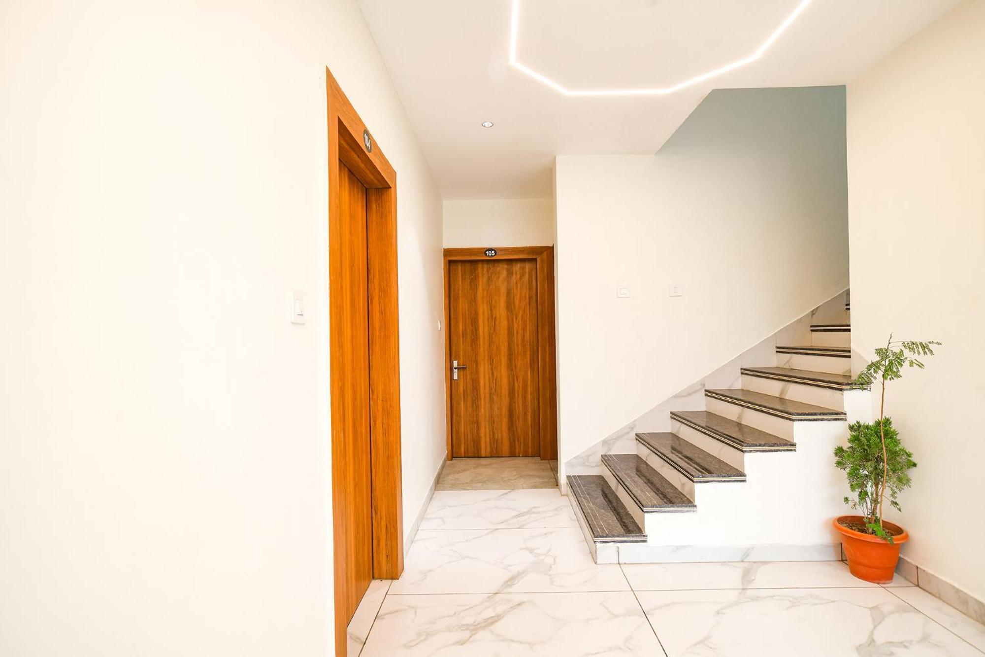 Fabhotel Shree Nakoda Paradise Uddzsaín Kültér fotó
